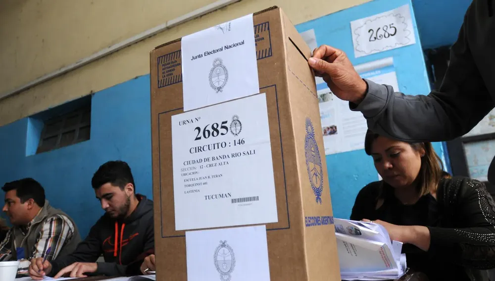 urna elecciones