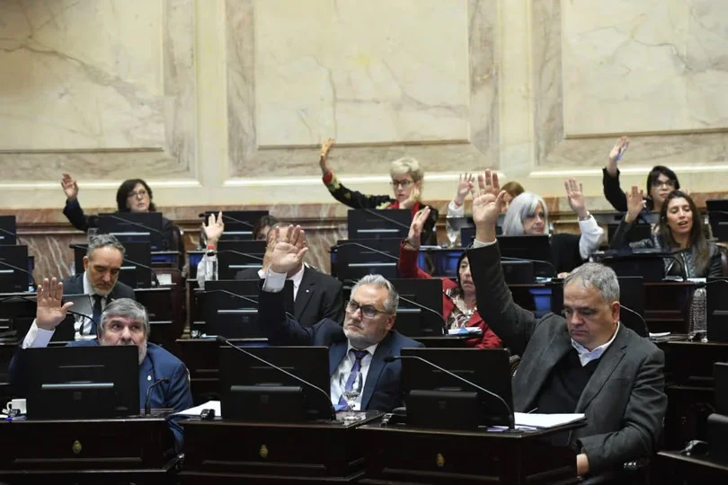 senadores