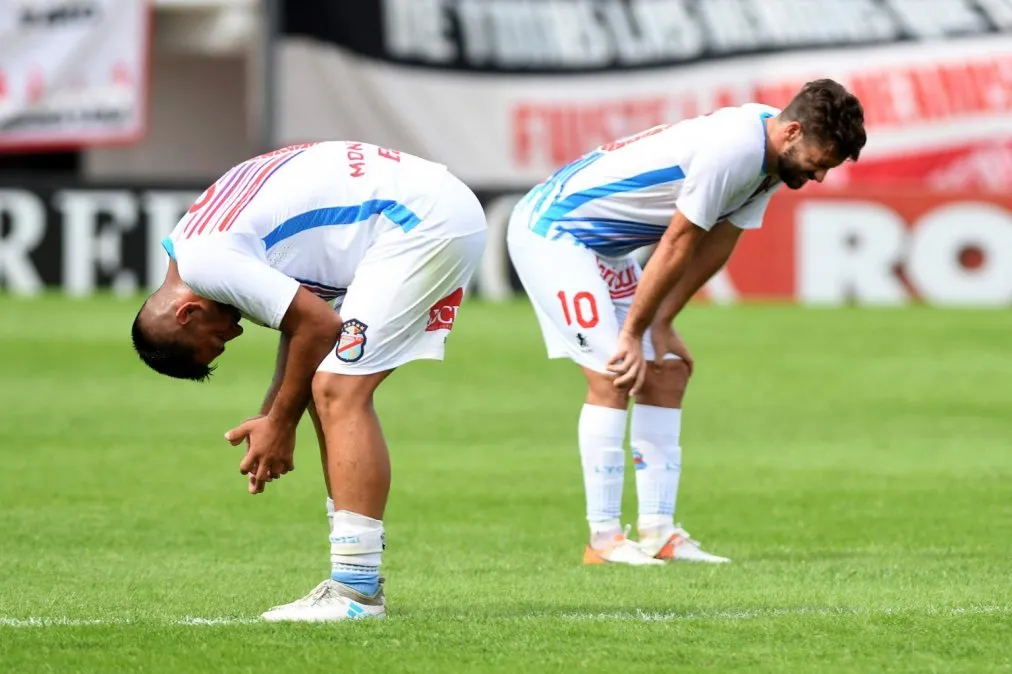 telam-01042018-buenos-aires-arsenal-le-empato-2-2-chacarita-juniors-san-martin-despues-estar-dos-goles-desventaja-pero-descendera-hoy-la-segunda-division-del-futbol-argentino-si-mas-tarde-patronato-parana-le-gan