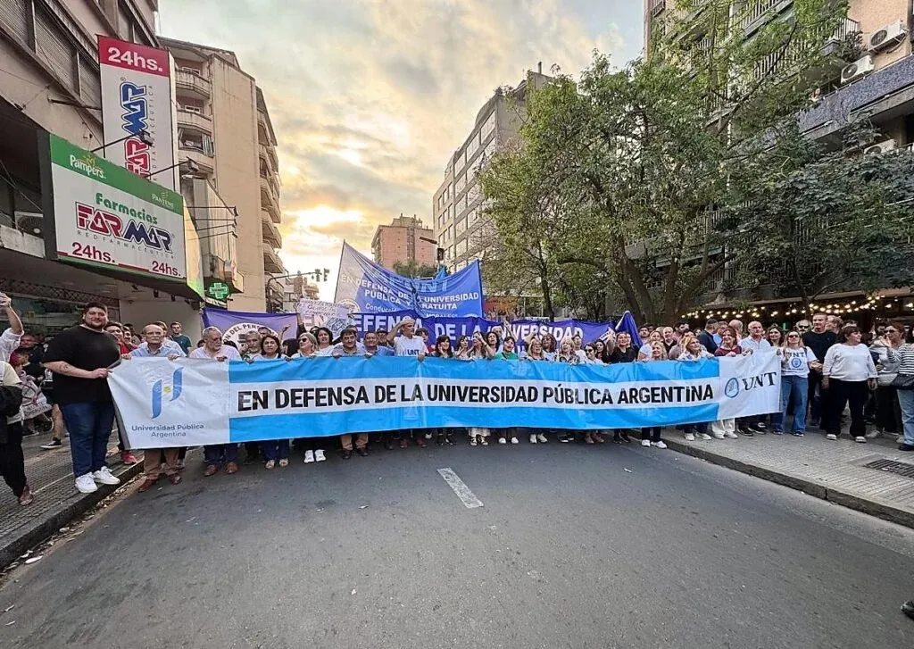 Marcha Universitaria