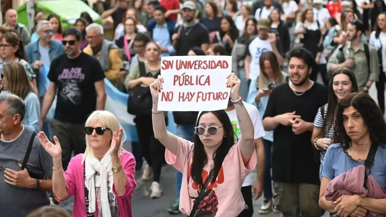 Marcha-universitaria-1