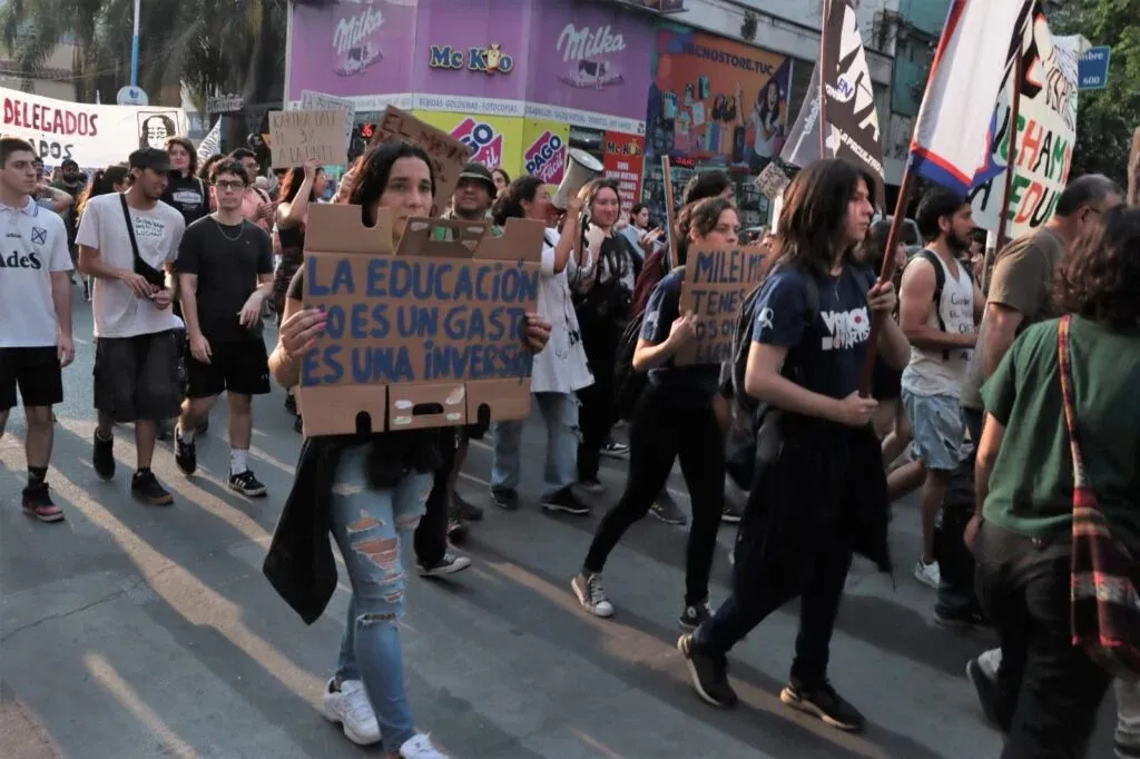 Marcha Universitaria4