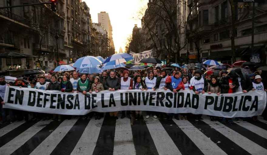 marcha universitaria