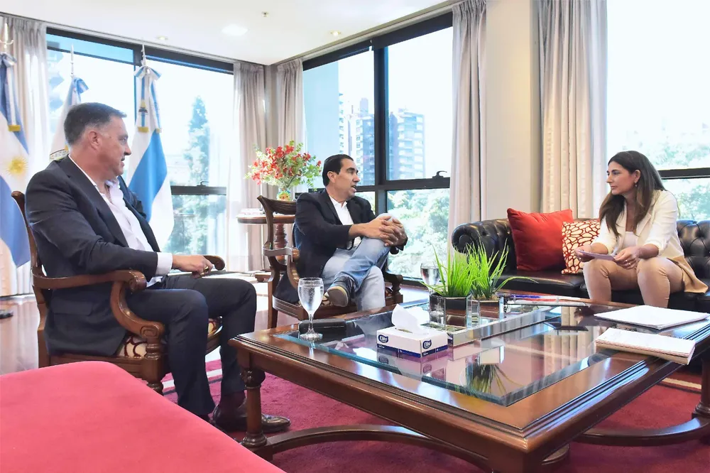 sergio Mansilla carolina vargas aignasse